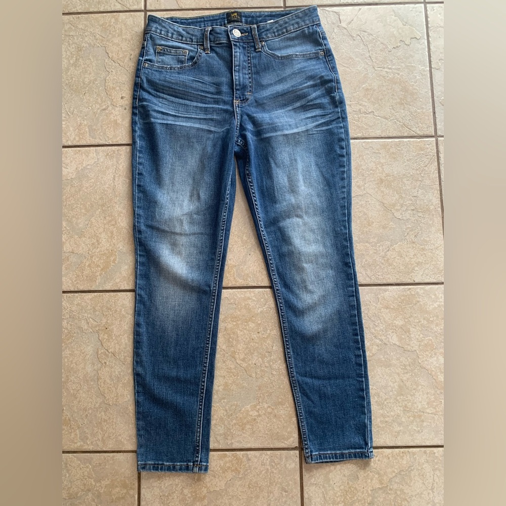 Lee Riders Midrise/Highrise skinny jeans